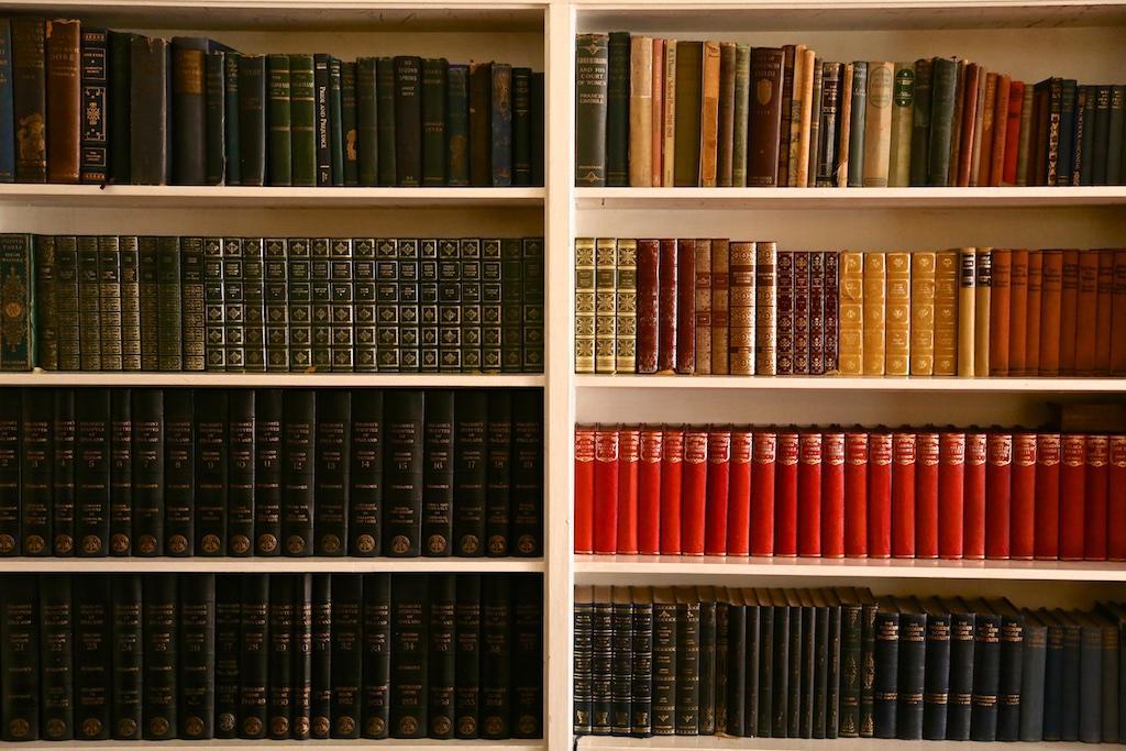 The Library House B&B 艾恩布里奇 外观 照片